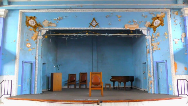 File:Colored Masonic Temple auditorium.JPG